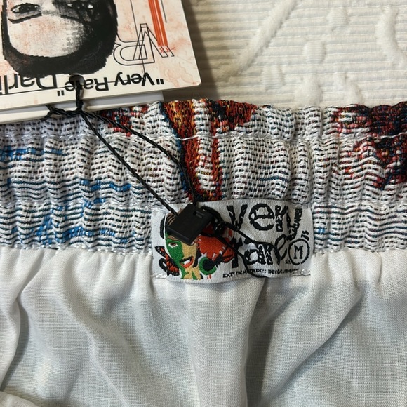 Very Rare Brand Renaissance Art Shorts. NWT. Size M. Men’s - Picture 6 of 12